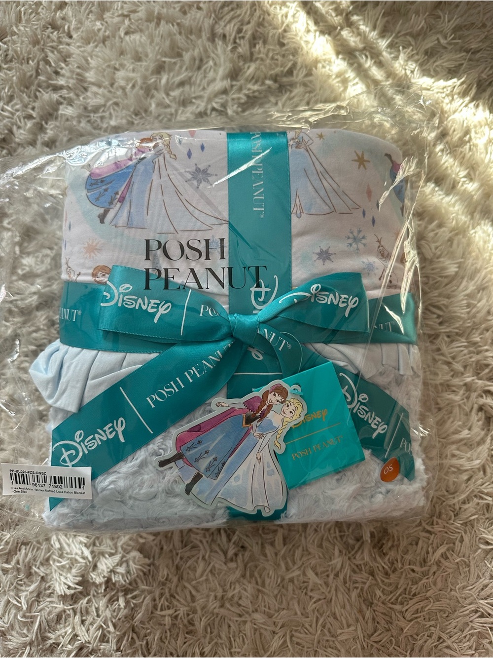 Posh Peanut x Disney Frozen minky luxe blanket